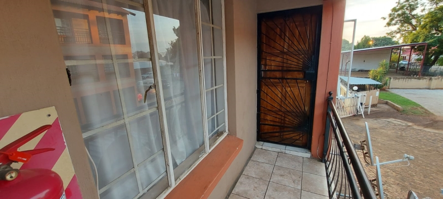 2 Bedroom Property for Sale in Bo Dorp North West